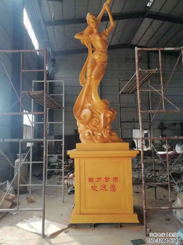 飛天雕塑廠家，神話人物雕塑小品，仿銅玻璃鋼公園雕塑擺件