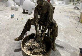 洗衣女雕塑廠家，民俗人物雕塑小品，仿銅洗衣女雕塑制作