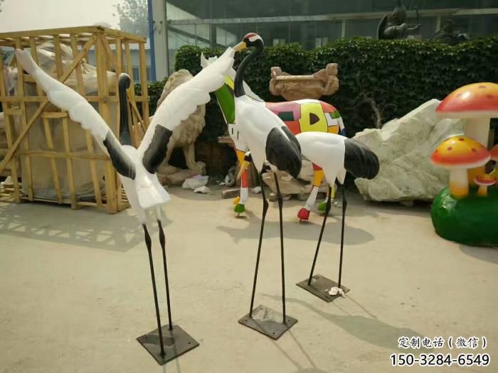 仙鶴雕塑廠家,公園仿真鳥禽,玻璃鋼仿真仙鶴雕塑廠 仙鶴雕塑廠家,公園仿真鳥禽,玻璃鋼仿真仙鶴雕塑廠