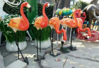 火烈鳥雕塑廠家，仿真彩繪火烈鳥雕塑廠