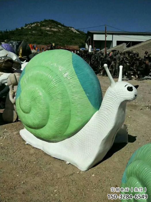 蝸牛雕塑廠家，園林小品動物，玻璃鋼仿真蝸牛雕塑廠