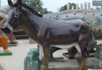 駿馬雕塑廠家，動物景觀擺件，玻璃鋼仿真駿馬雕塑廠