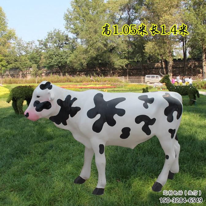 城市奶牛雕塑 風(fēng)景區(qū)彩繪雕塑 抽象擺件 城市奶牛雕塑 風(fēng)景區(qū)彩繪雕塑 抽象擺件