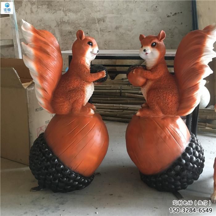 抽象松鼠雕塑 店門口彩繪雕塑 步行街擺件 抽象松鼠雕塑 店門口彩繪雕塑 步行街擺件