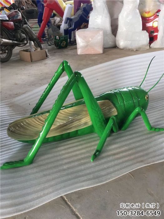 大型蟈蟈雕塑 門口創意雕塑 售樓處小品 大型蟈蟈雕塑 門口創意雕塑 售樓處小品