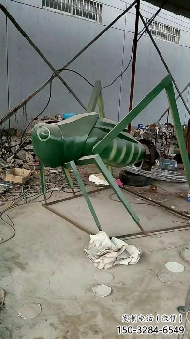 廣場蟈蟈雕塑 公園仿真雕塑 抽象擺件 廣場蟈蟈雕塑 公園仿真雕塑 抽象擺件