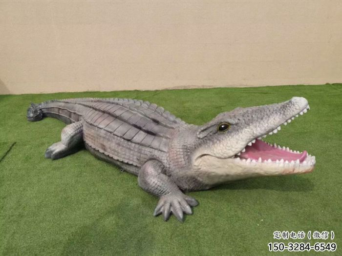 彩繪鱷魚雕塑 仿真動物雕塑 步行街擺件