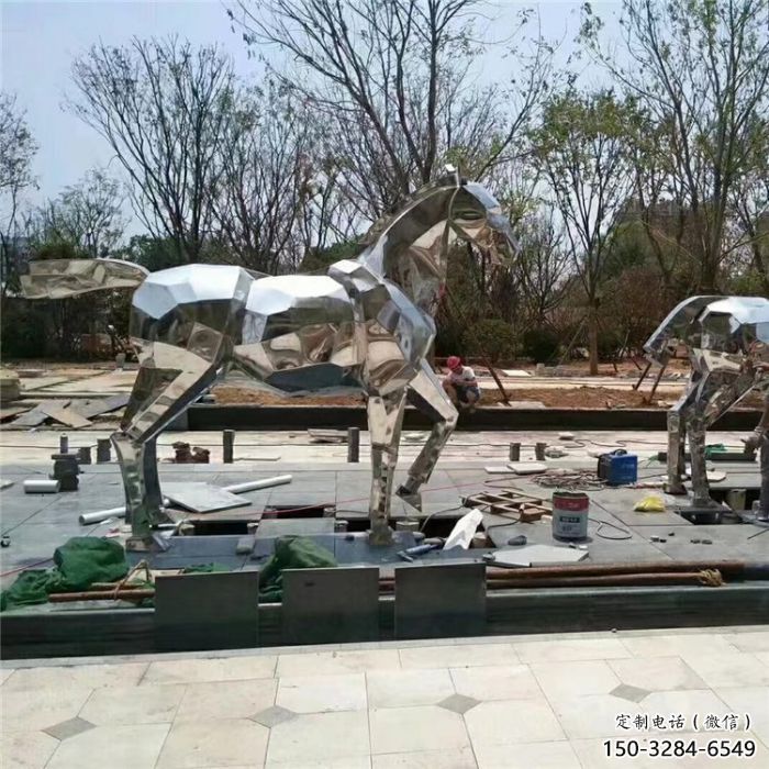 酒店駿馬雕塑 庭院仿真雕塑 彩繪小品 酒店駿馬雕塑 庭院仿真雕塑 彩繪小品