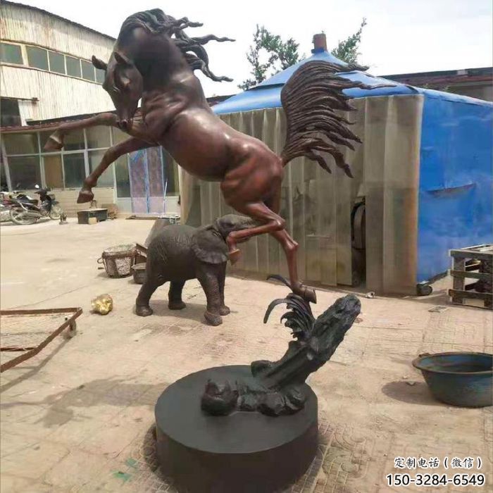 大型馬踏球雕塑 門口創意雕塑 售樓處小品