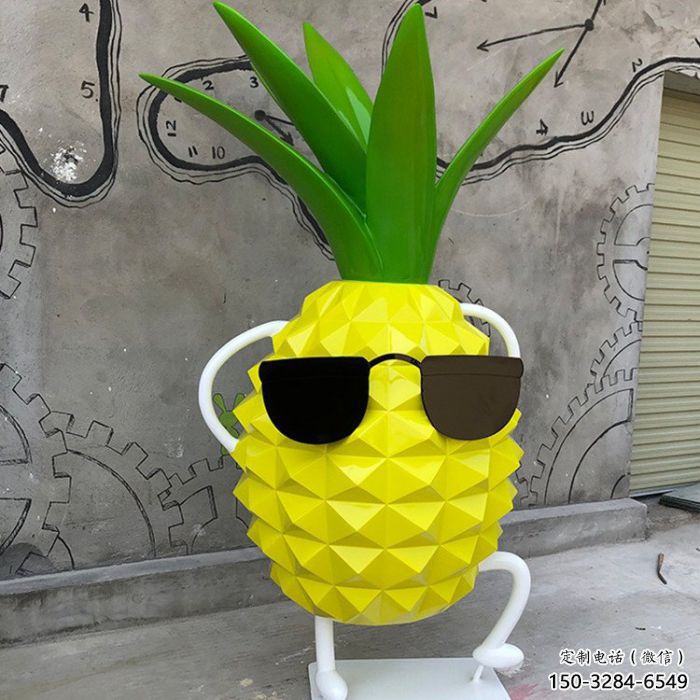創意菠蘿雕塑 步行街店門口雕塑 果蔬小品 創意菠蘿雕塑 步行街店門口雕塑 果蔬小品