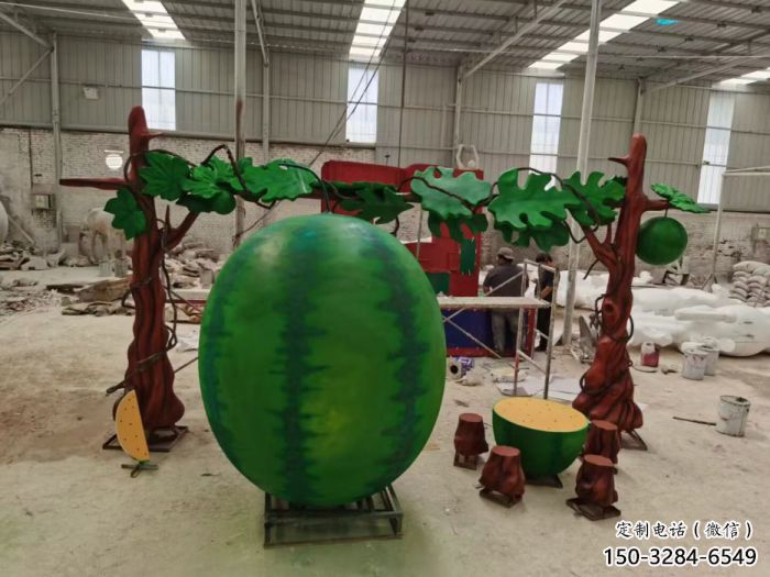 商業街西瓜雕塑 售樓處雕塑 果蔬擺件 商業街西瓜雕塑 售樓處雕塑 果蔬擺件