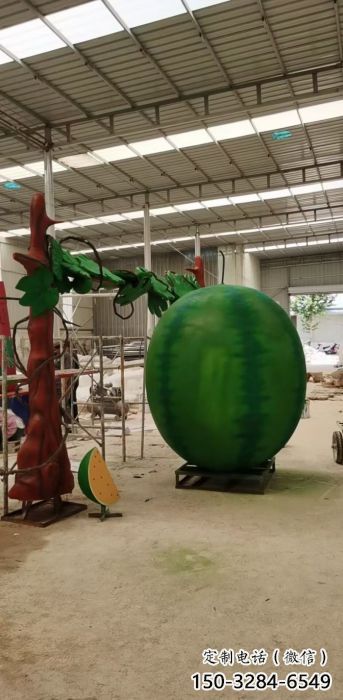 園林西瓜雕塑 城市廣場(chǎng)雕塑 步行街?jǐn)[件 園林西瓜雕塑 城市廣場(chǎng)雕塑 步行街?jǐn)[件