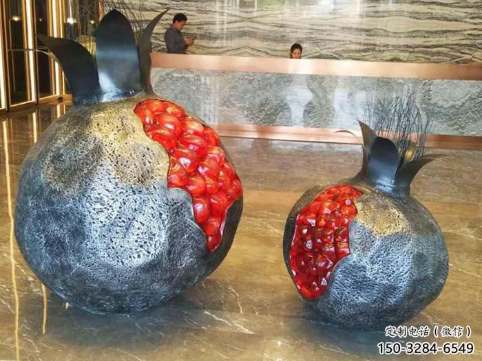 仿古石榴雕塑 庭院彩繪雕塑 田間小品