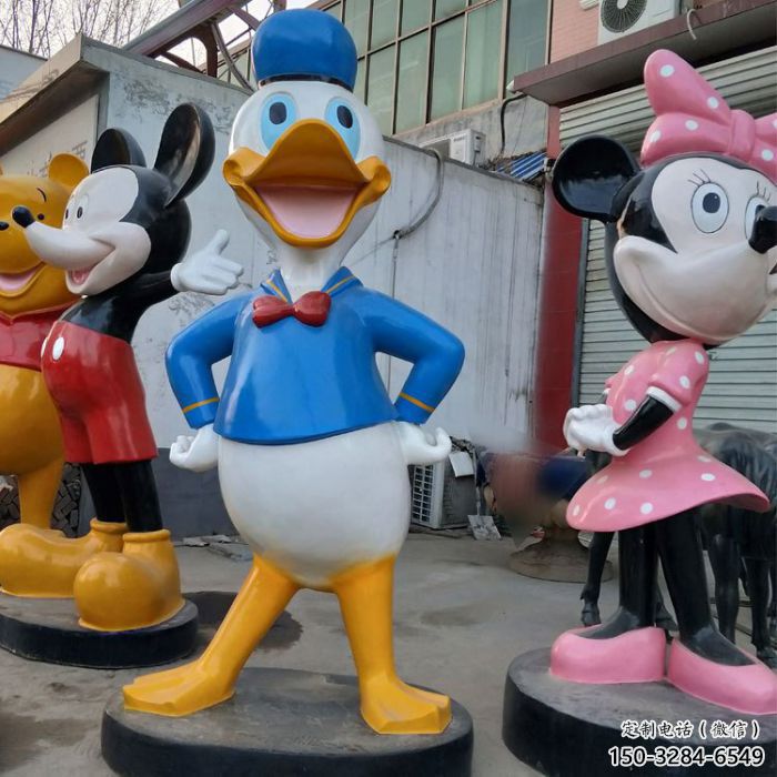 生產(chǎn)唐老鴨雕塑 懸空餐飲店卡通雕塑 戶外動漫雕塑 生產(chǎn)唐老鴨雕塑 懸空餐飲店卡通雕塑 戶外動漫雕塑