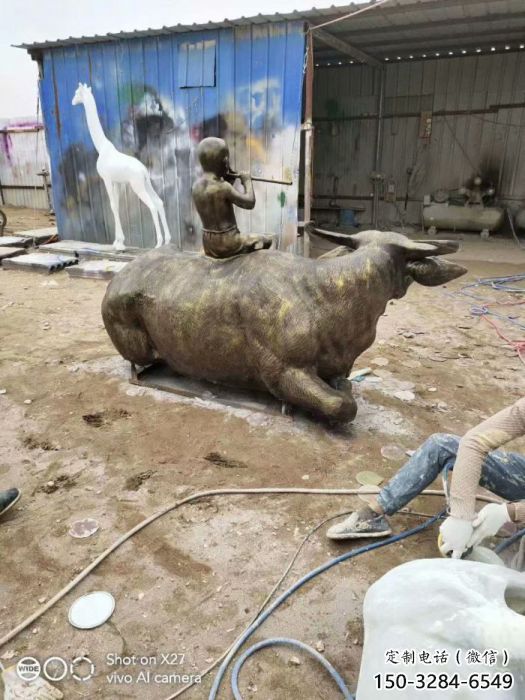 戶外牧童雕塑 噴漆民俗雕塑 仿真玻璃鋼雕塑 戶外牧童雕塑 噴漆民俗雕塑 仿真玻璃鋼雕塑