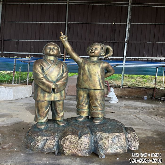 草地看書雕塑廠家 現(xiàn)代人物雕塑 大型學(xué)生雕塑 草地看書雕塑廠家 現(xiàn)代人物雕塑 大型學(xué)生雕塑