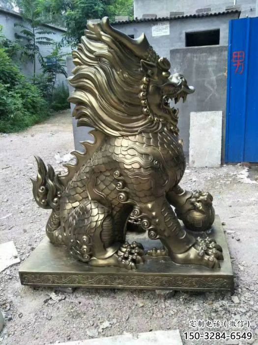 步行街麒麟雕塑，玻璃鋼動物雕塑，仿銅方式