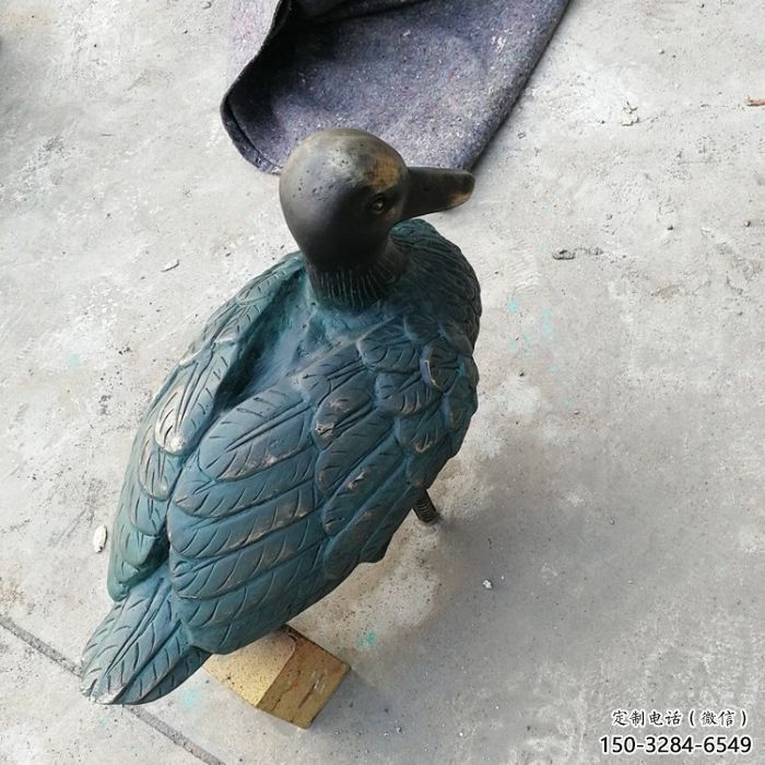 鴨子雕塑廠家,仿真動物, 定制景觀美陳擺件 鴨子雕塑廠家,仿真動物, 定制景觀美陳擺件