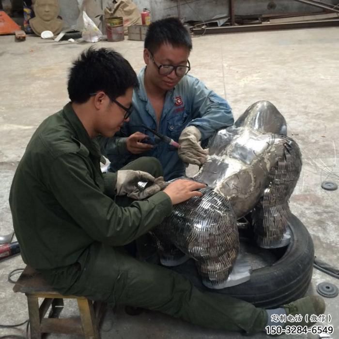 提供幼兒園猩猩雕塑,動物文化,鍛造工藝 提供幼兒園猩猩雕塑,動物文化,鍛造工藝