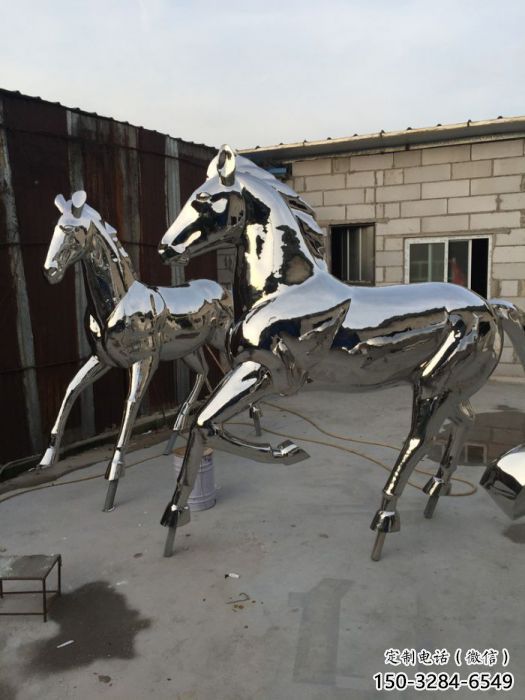 公園戰馬雕塑廠家,廣場園林主題,仿古工藝效果 公園戰馬雕塑廠家,廣場園林主題,仿古工藝效果