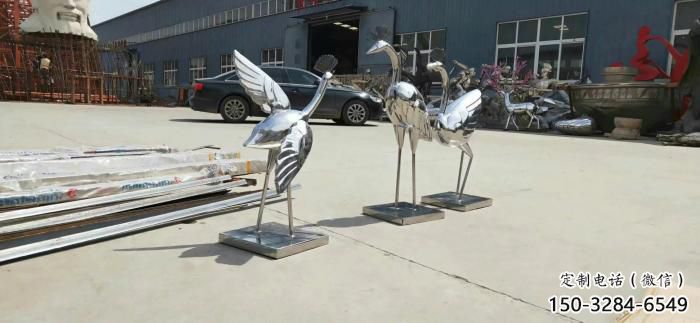 戶外白鷺雕塑廠家，鏡面海洋雕塑，噴砂制造