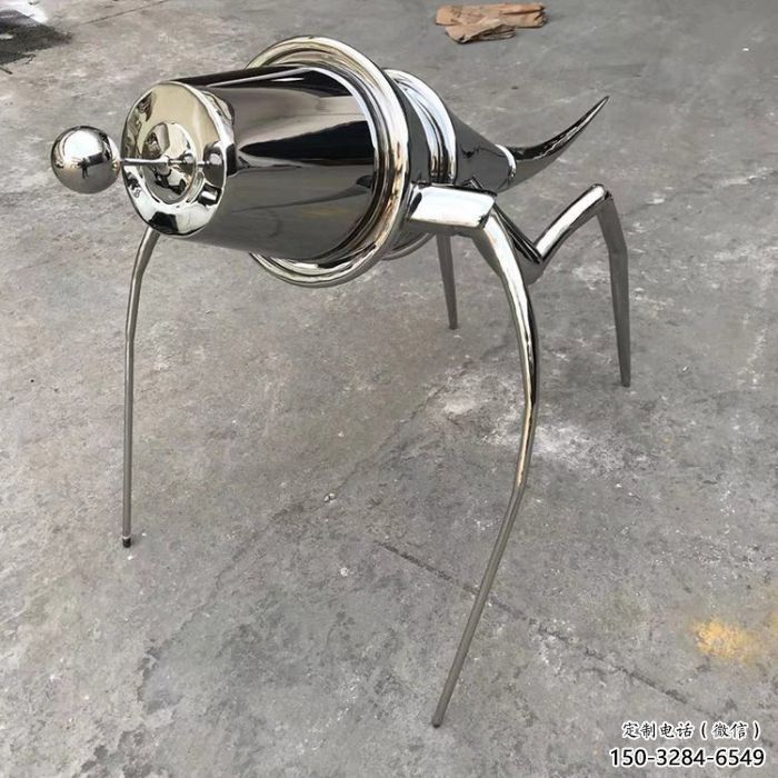 城市蝗蟲雕塑廠家，鏡面昆蟲雕塑，鏡面效果