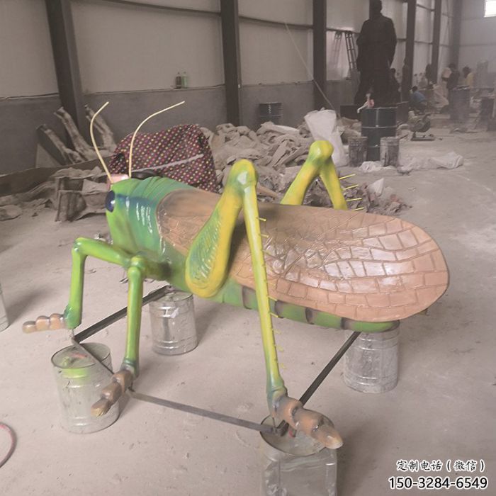 廣場蝗蟲雕塑,鏤彩繪昆蟲雕塑,烤漆工藝制造 廣場蝗蟲雕塑,鏤彩繪昆蟲雕塑,烤漆工藝制造