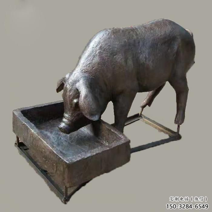 步行街野豬雕塑,動物美陳雕塑,仿真方式 步行街野豬雕塑,動物美陳雕塑,仿真方式