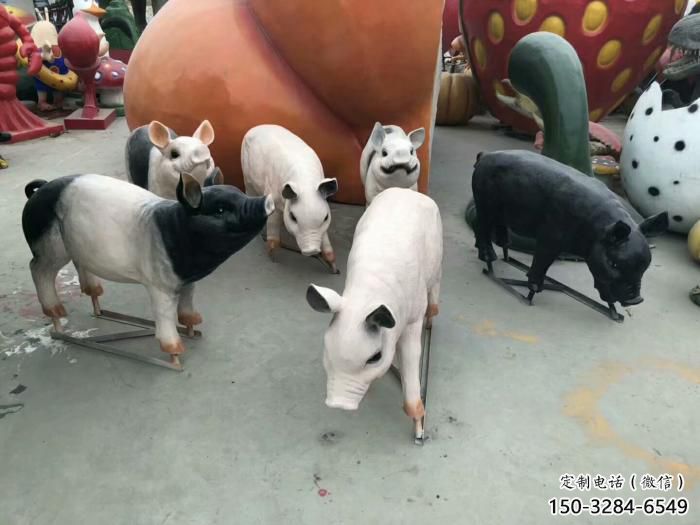 房地產野豬雕塑，仿古動漫雕塑，彩繪制造