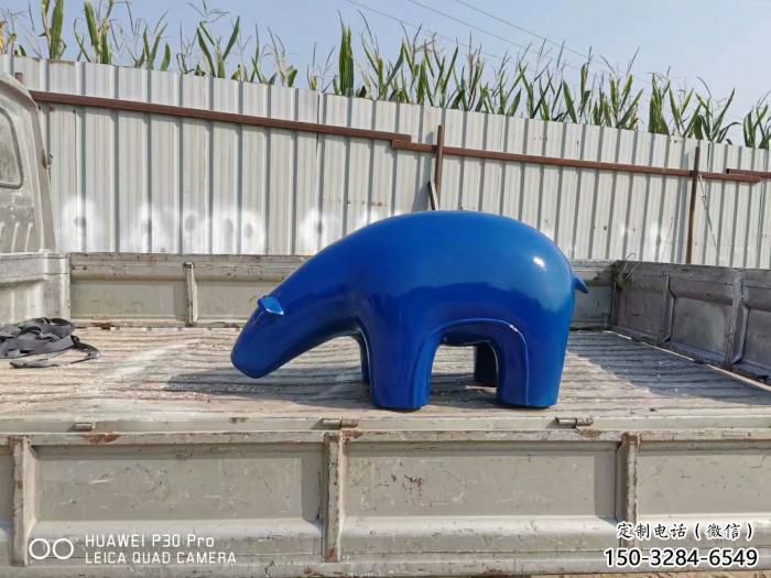 廣場狗熊雕塑，卡通動物雕塑，抽象效果