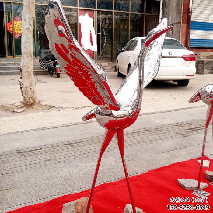 店門口白鶴雕塑廠家 創意景觀雕塑 仿真擺件 店門口白鶴雕塑廠家 創意景觀雕塑 仿真擺件