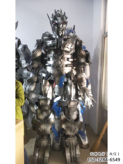 可穿戴威震天雕塑 可穿戴威震天雕塑