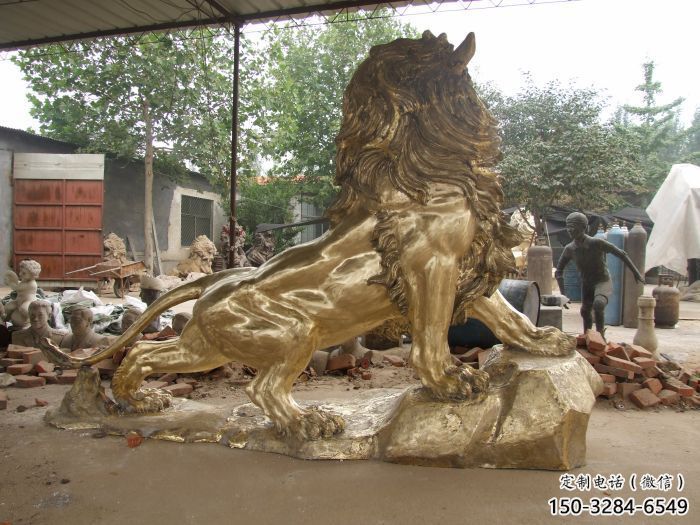 大型獅子雕塑精品，標識雕塑，鑄銅走獅雕塑選用