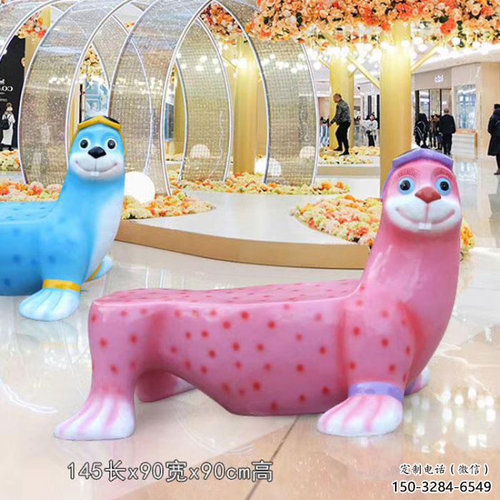 犀牛坐凳雕塑，美陳景觀雕塑，抽象效果