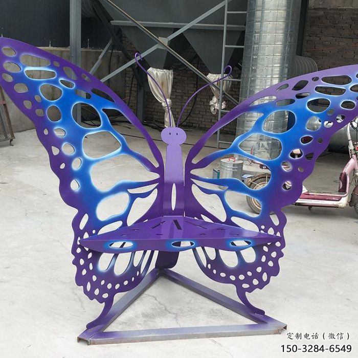 不銹鋼鏤空坐凳雕塑加工制作