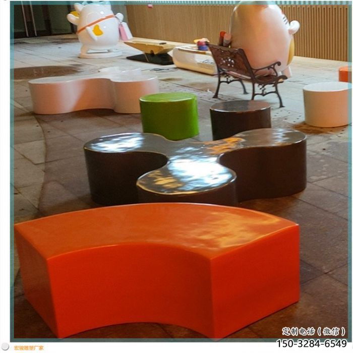 玻璃鋼幾何造型坐凳雕塑制作