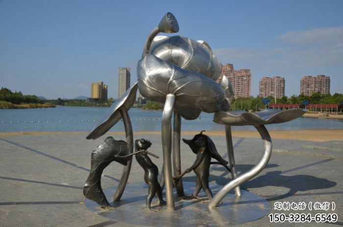 建鄴蓮蓬嬉戲雕塑，城市植物景觀雕塑，不銹鋼鏡面效果
