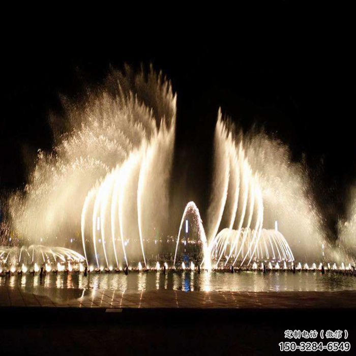 塔城水景程控噴泉雕塑，高噴循環噴水方式設計制作