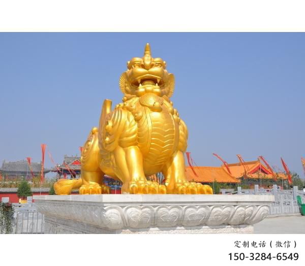 臨滄廣場(chǎng)貔貅雕塑，動(dòng)物彩繪雕塑，抽象效果